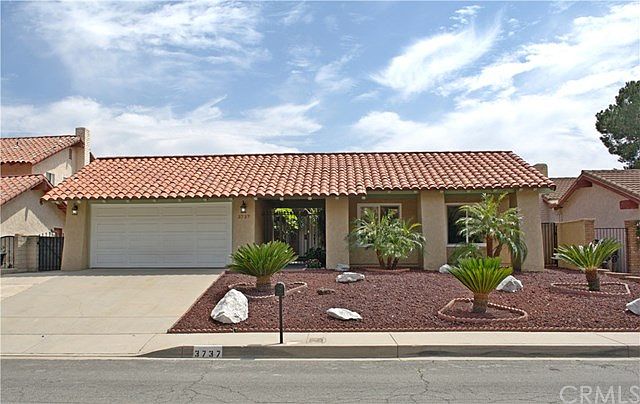 1st image of 3737 Holly Vista Dr