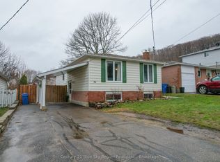 34 Belleview Cres, North Bay, ON P1B8V4