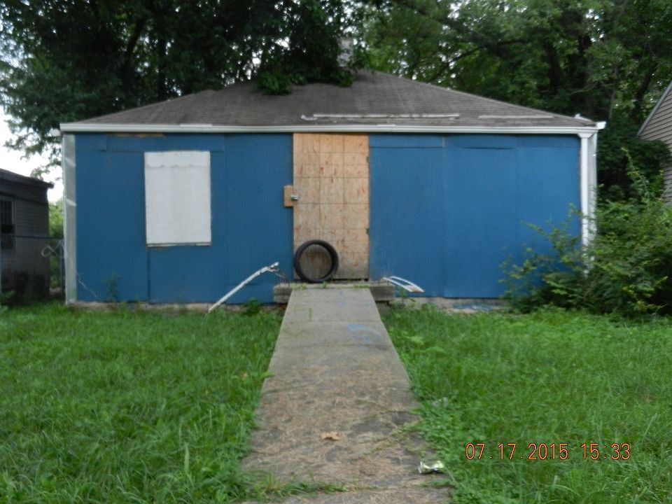 1st image of 2910 N Drexel Ave