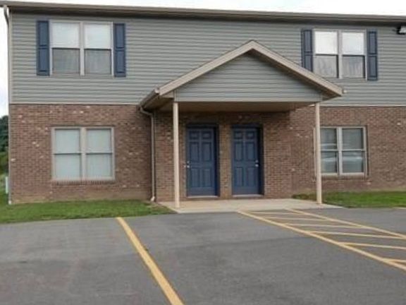 2nd image of 1013-1016 Residence Dr #C-1