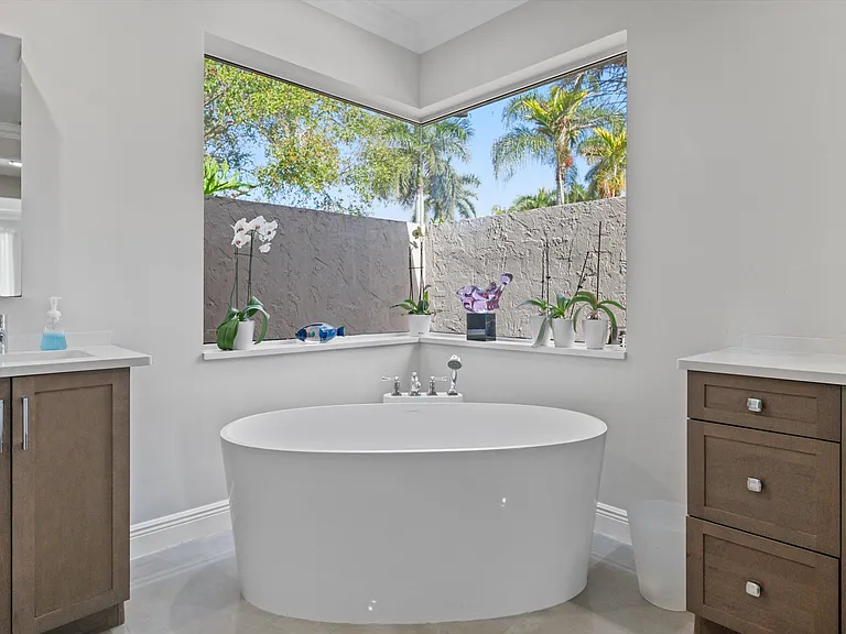4841 Exeter Estate Ln — Photo 18