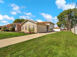 588 Saginaw Ave, Calumet City, IL