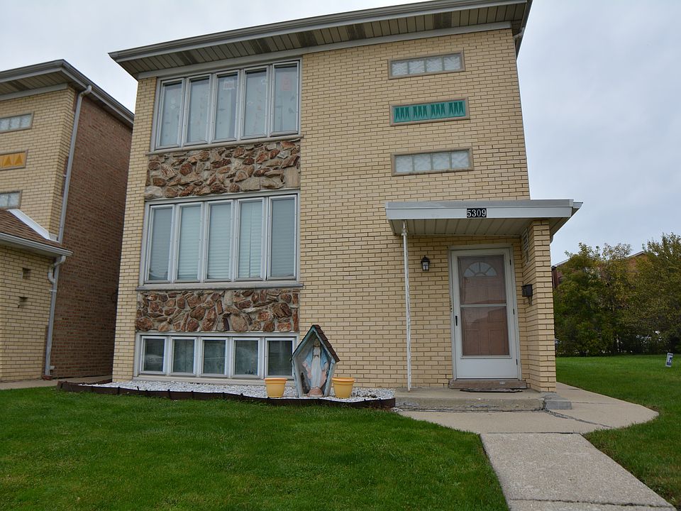 1st image of 5309 S Kilbourn Ave