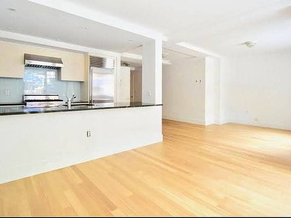 5th image of 50 W 127th St APT 1C
