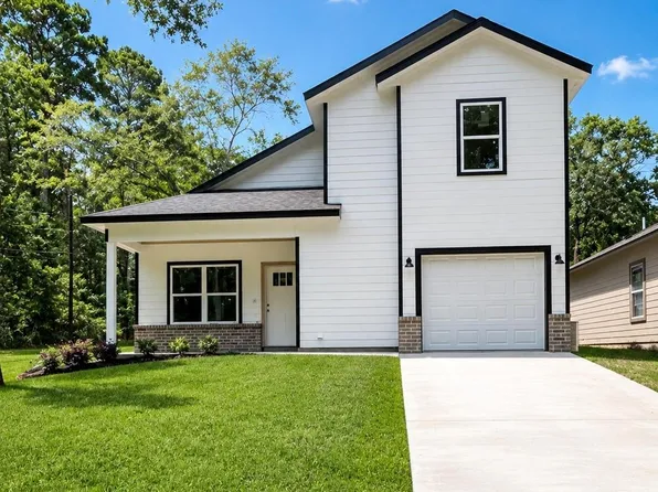 15858 Aspen Dr, Montgomery, TX 77356