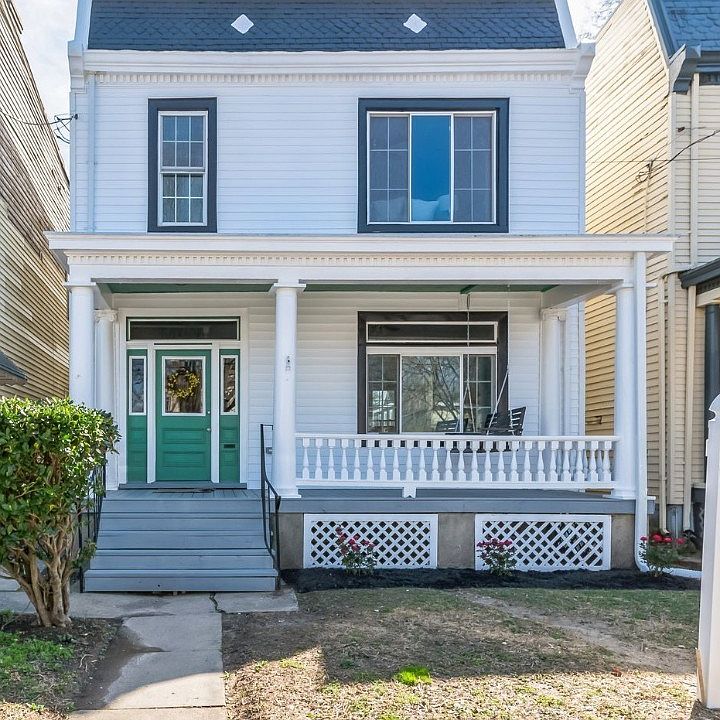 1st image of 1211 Oakwood Ave