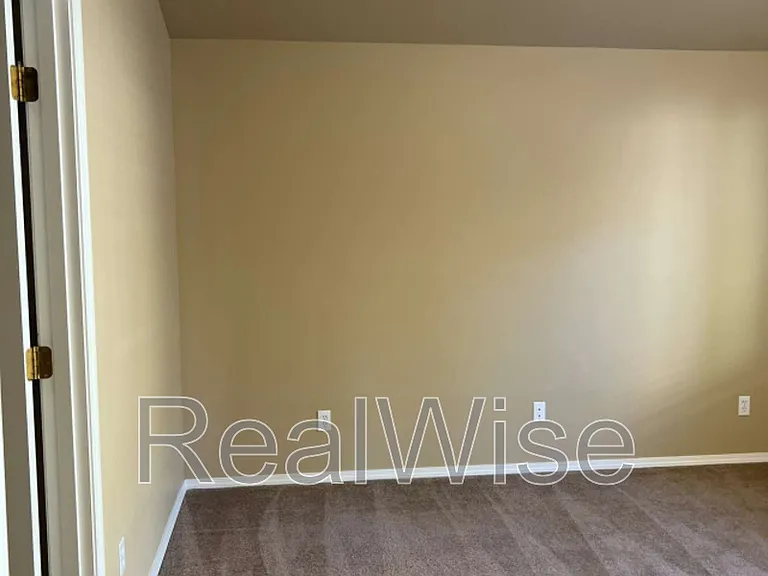 20611 Daisy Ln — Photo 8