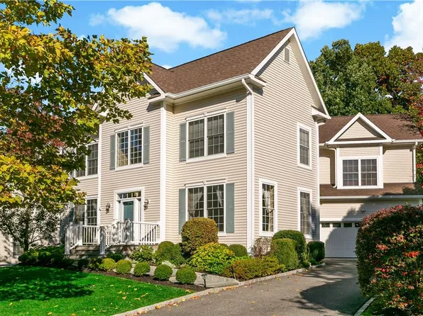 11 Birch Court, Ossining, NY 10562