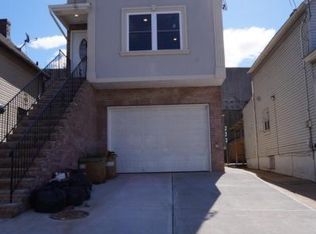 210 Atlantic St, Elizabeth, NJ 07206
