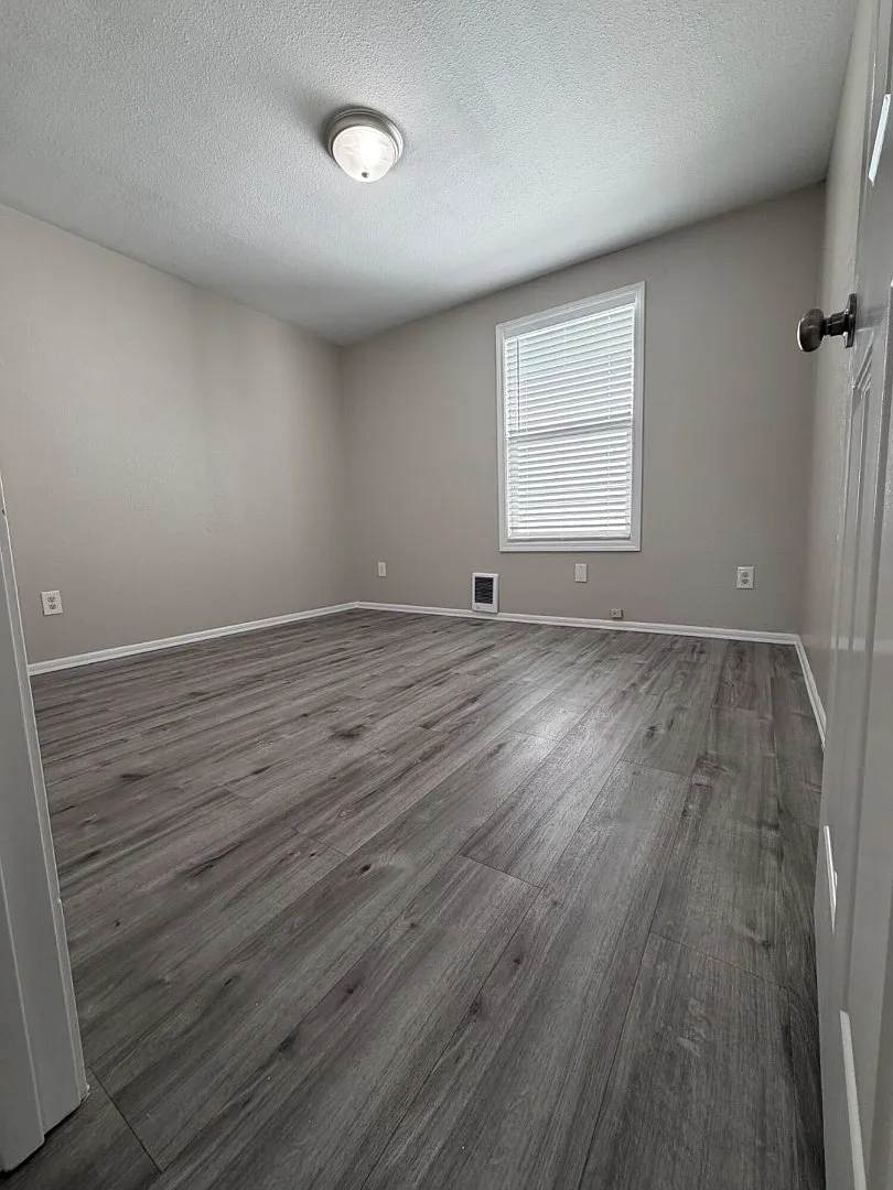 1626 S G St Unit 3 Tacoma, WA — Photo 1