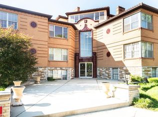 89 Willmore Rd #2N, Saint Louis, MO 63109