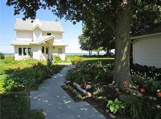 390 Lake Shore Dr, Hilton, NY 14468