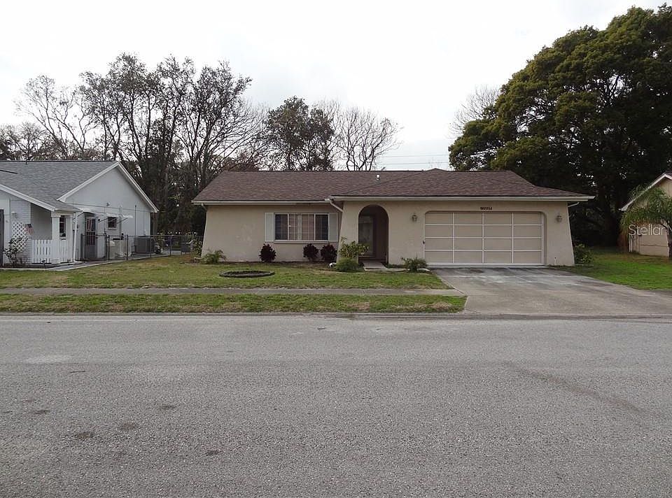 1st image of 13009 Sheridan Dr