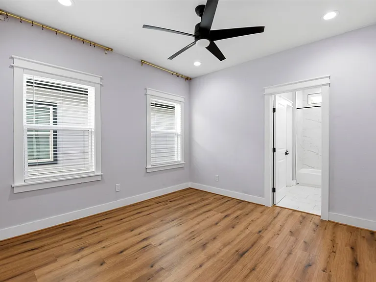 6476 Tc Jester Blvd — Photo 42