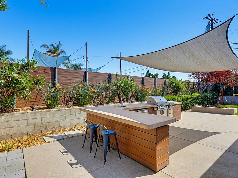 4996 Mount Almagosa Dr — Photo 41