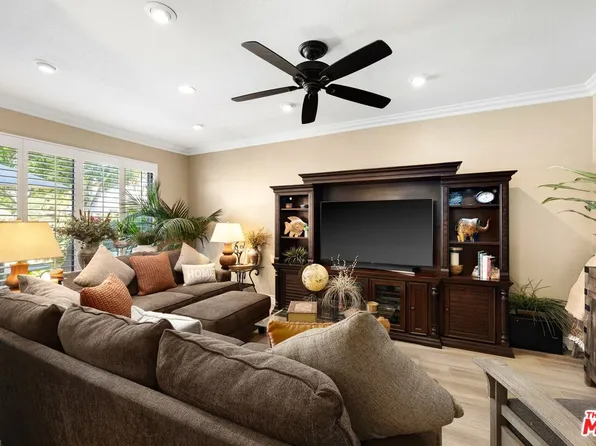 16089 Crete Ln, Huntington Beach, CA 92649