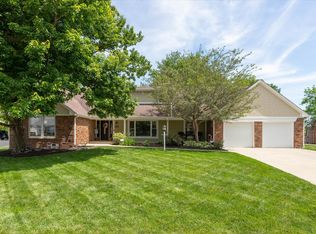12317 Windsor Dr, Carmel, IN 46033