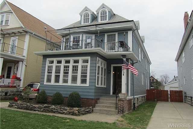 1st image of 378 Woodward Ave