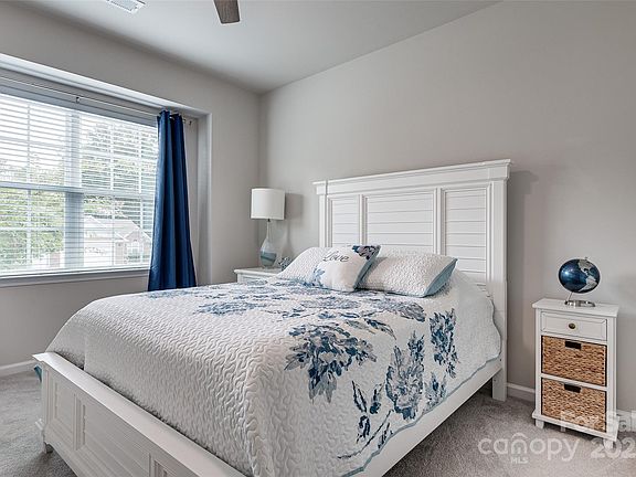 3rd image of 14150 Southbridge Forest Dr