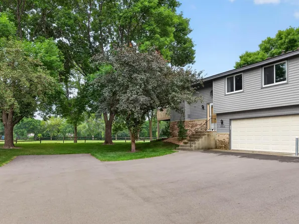 7205 Pontiac Cir, Chanhassen, MN 55317