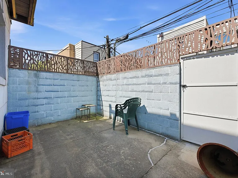 1640 S 13th St — Photo 15