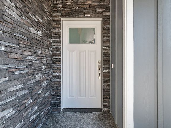 3rd image of 2214 Dejong Dr #D