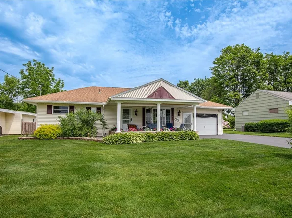 8102 Buena Vista Dr, Rome, NY 13440