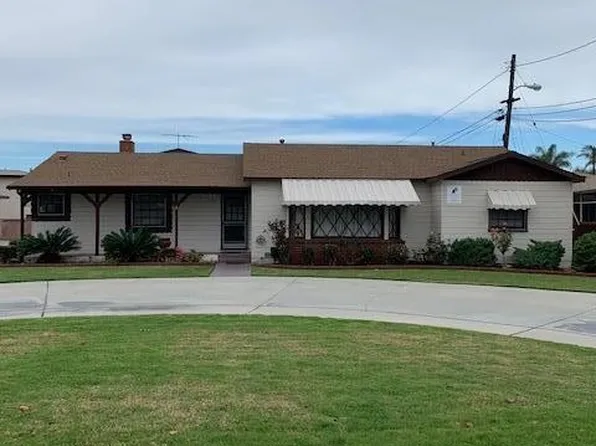15311 Woodruff Pl #15315, Bellflower, CA 90706
