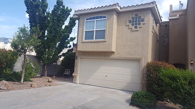 1st image of 4920 Serena Cir NE