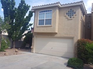 4920 Serena Cir NE, Albuquerque, NM 87111
