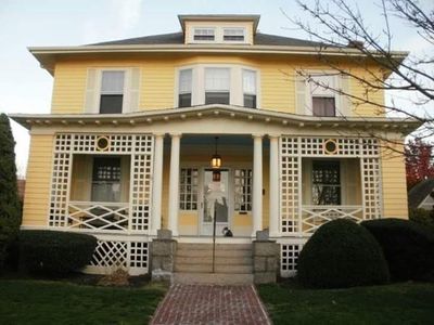 781 Hanover St, Fall River, MA, 02720