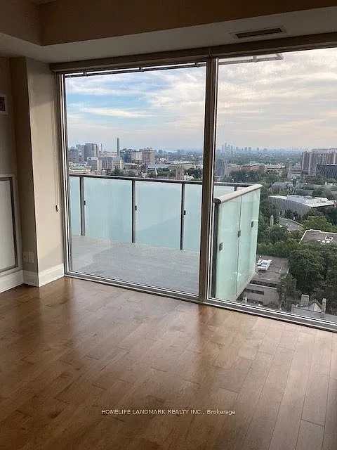 U Condominiums — Photo 3