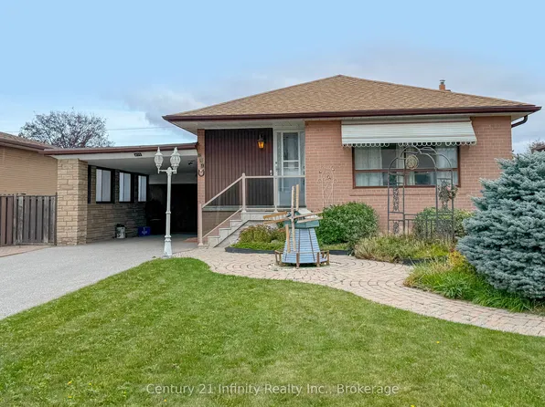 879 Antonio St, Pickering, ON L1W 1T4