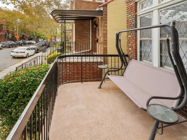 1527 East 29th Street image 19 of 20