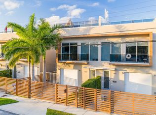 3089 SW 21st St #3, Coral Gables, FL 33145