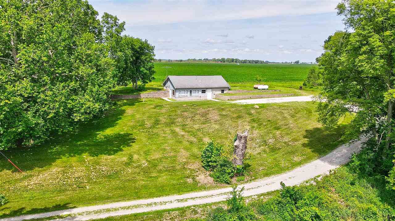 1203 245th St, Conesville, IA 52739 MLS 202304622 Zillow