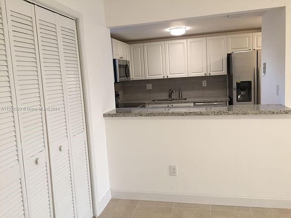 4th image of 9280 Fontainebleau Blvd APT 301