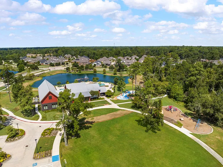 7314 Grandview Meadow Dr — Photo 37