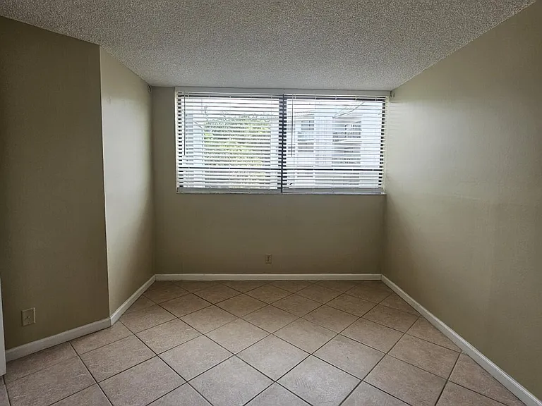 1880 N Congress Ave #209 — Photo 8