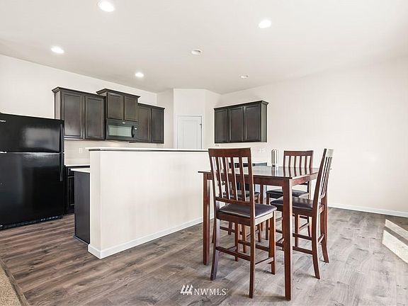 3rd image of 19114 112th Avenue Ct E