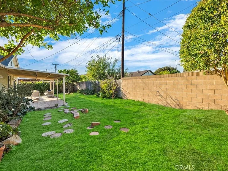 9465 Ellis Ave — Photo 10
