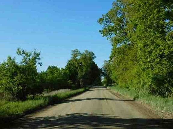 5th image of 1088 Kern Rd