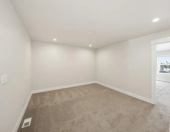 1389 Remington Trl — Photo 17