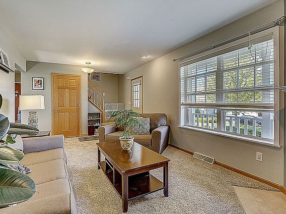 3rd image of 2500 Jacob Ct
