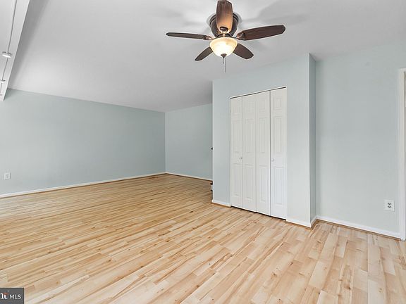 5th image of 10131 Fair Woods Dr