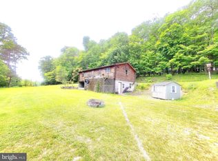 2189 Table Rock Rd, Oakland, MD 21550