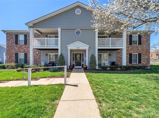 9218 Bent Pine Ct APT G, Saint Louis, MO 63126