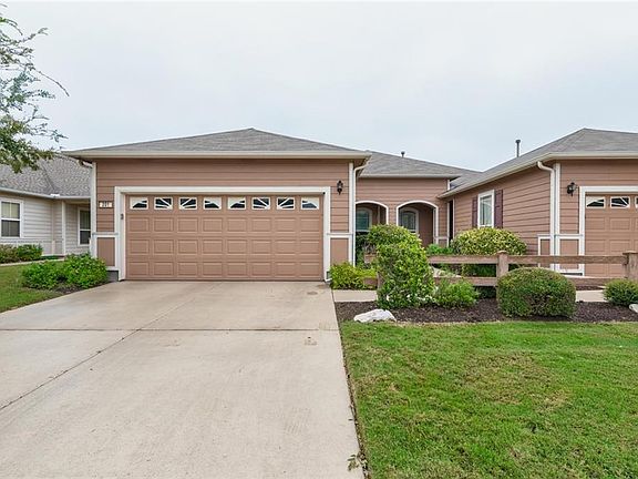 2nd image of 201 Essex Ln