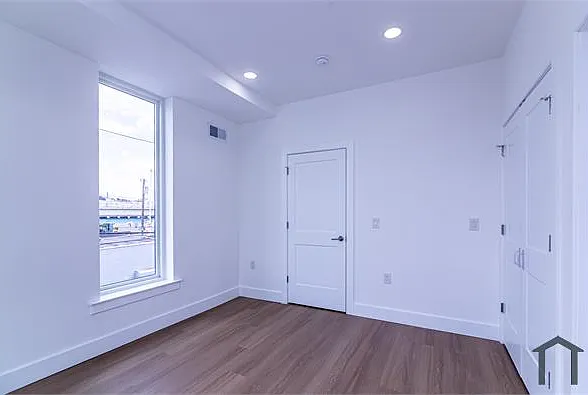 137 E Cumberland St #1 — Photo 25