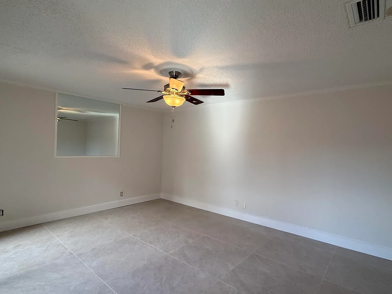 3 bed, 2.5 bath, 1788 sqft, $2,500 — Photo 3